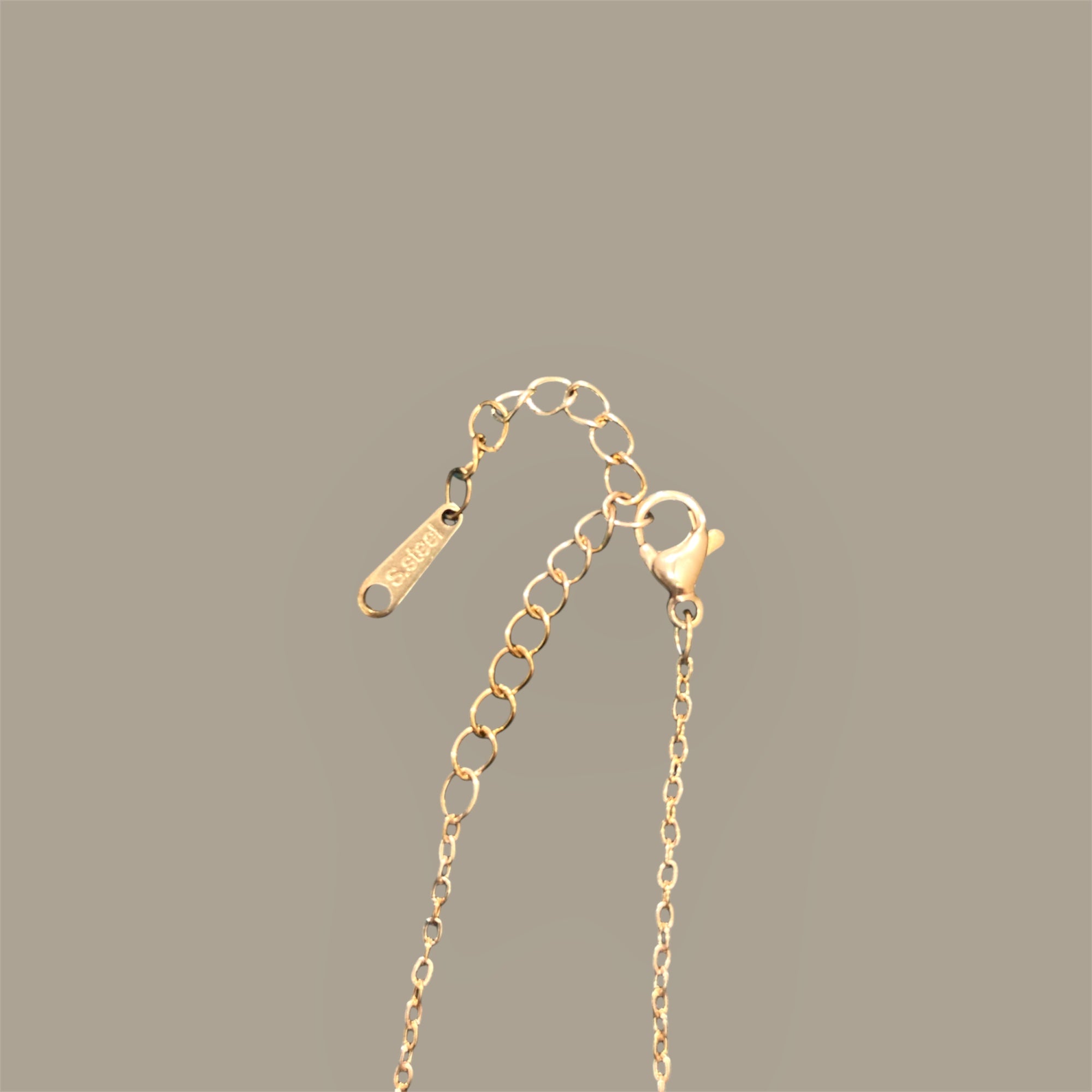 Mother of Pearl Clover Necklace