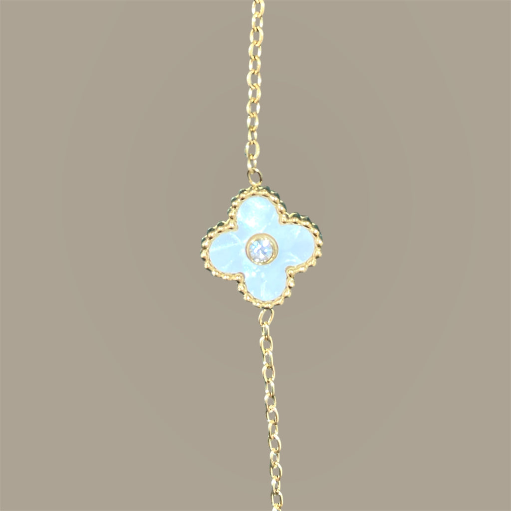 Mother of Pearl Clover Necklace