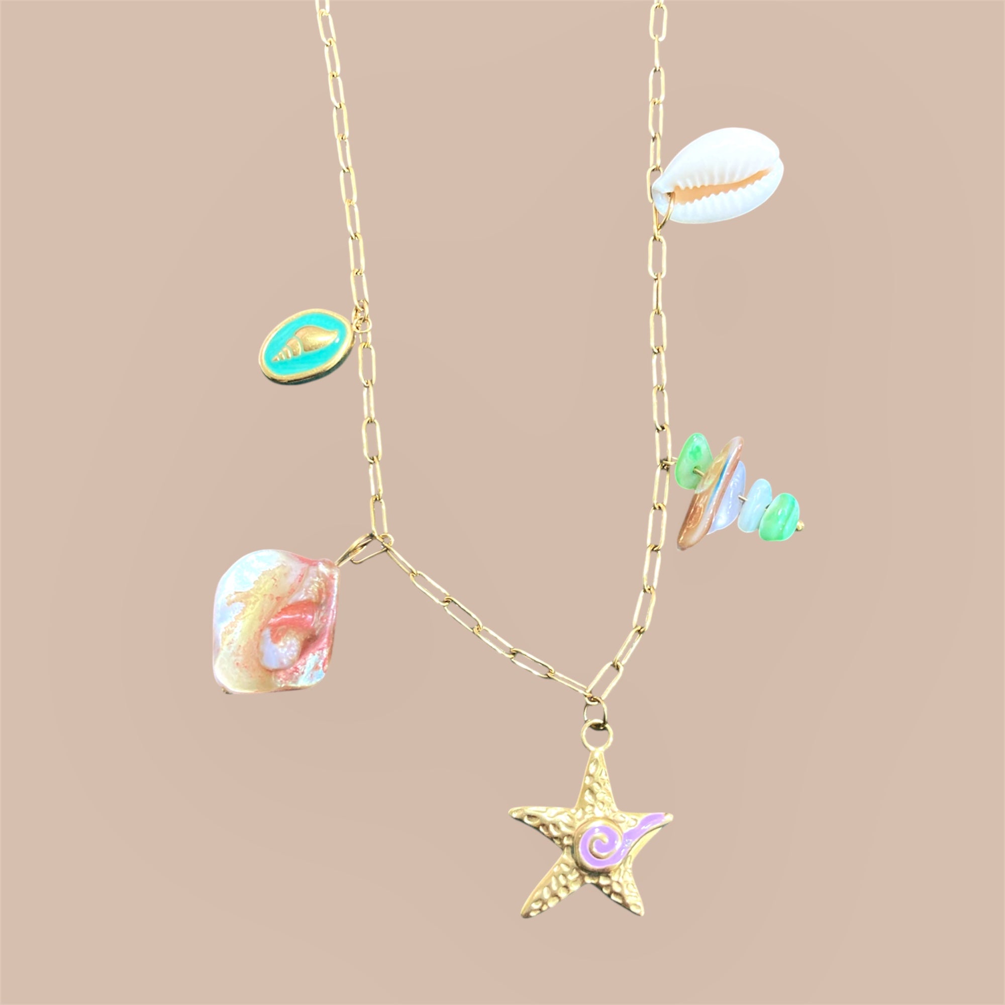 Star Shell Charms Necklace